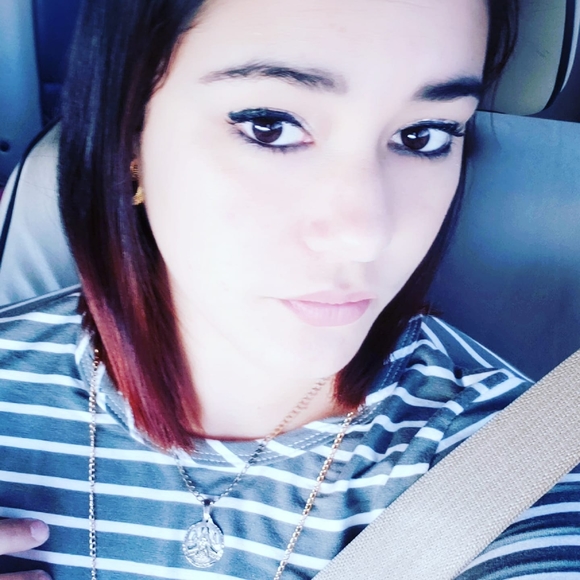 Meet your Posher, Claudiet - Picture 1 of 1